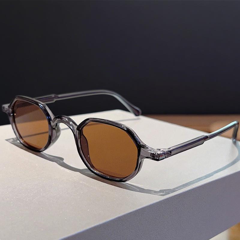 Ultralight Small Frame Sunglasses for Women Men's Classic Retro Fashion Eyewear Quality Plastic Punk Outdoor UV400 Goggle Shades