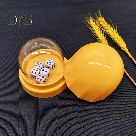1 sada kostkových pohárků s průhledným krytem, 5bodový ruční třepač kostek, dospělí, rodina, noc, bar, párty, hazardní hry, pití, desková hra, kasino vybavení