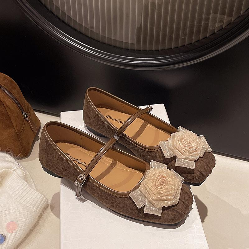

Нежные туфли-лодочки в стиле феи, женские, весна-осень 2025, новая французская модель, элегантные туфли Мэри Джейн с цветочным декором и мелким вырезом 40 темно-коричневого