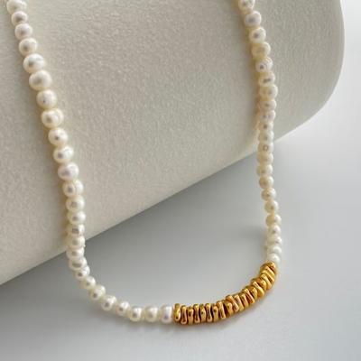 Collana con Perle d'Acqua Dolce Naturali in Argento Sterling S925 Design di Alta Gamma per Donna Catena per Clavicola con Ciondolo in Argento Rotto di Nicchia
