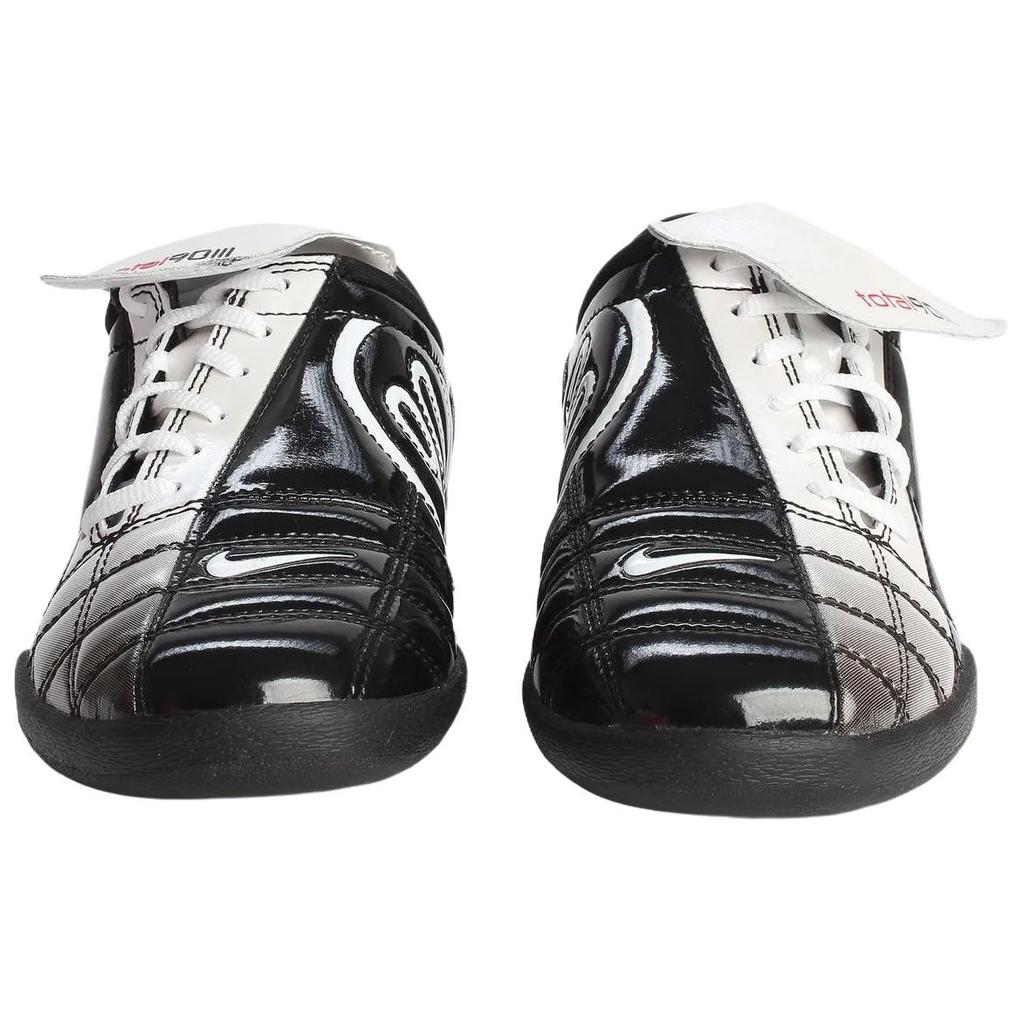 Nike Total 90 IIl Soccer Shoes Women's Black White IO2389-001