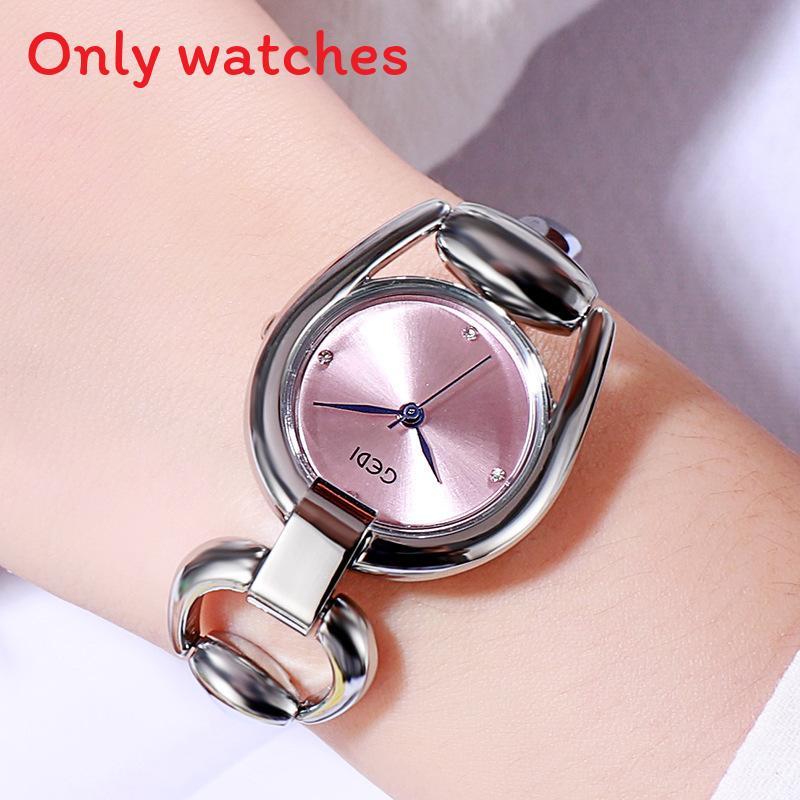 Fashion Ladies Quartz Watch With Alloy Bracelet And Rhinestone Decor For Casual Wear