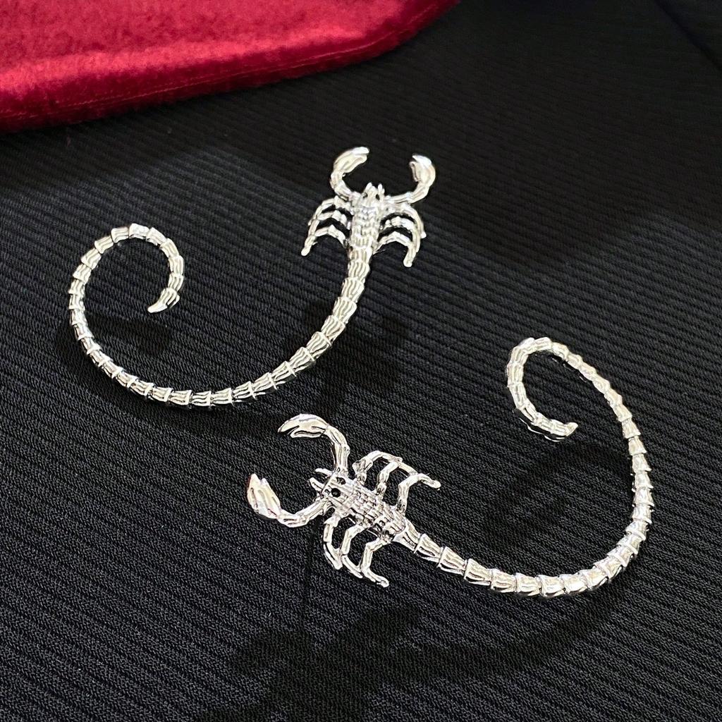 Cute Scorpion Ear Crawler | Gothic Punk Earrings | Women's Avant Garde Aesthetic Jewelry