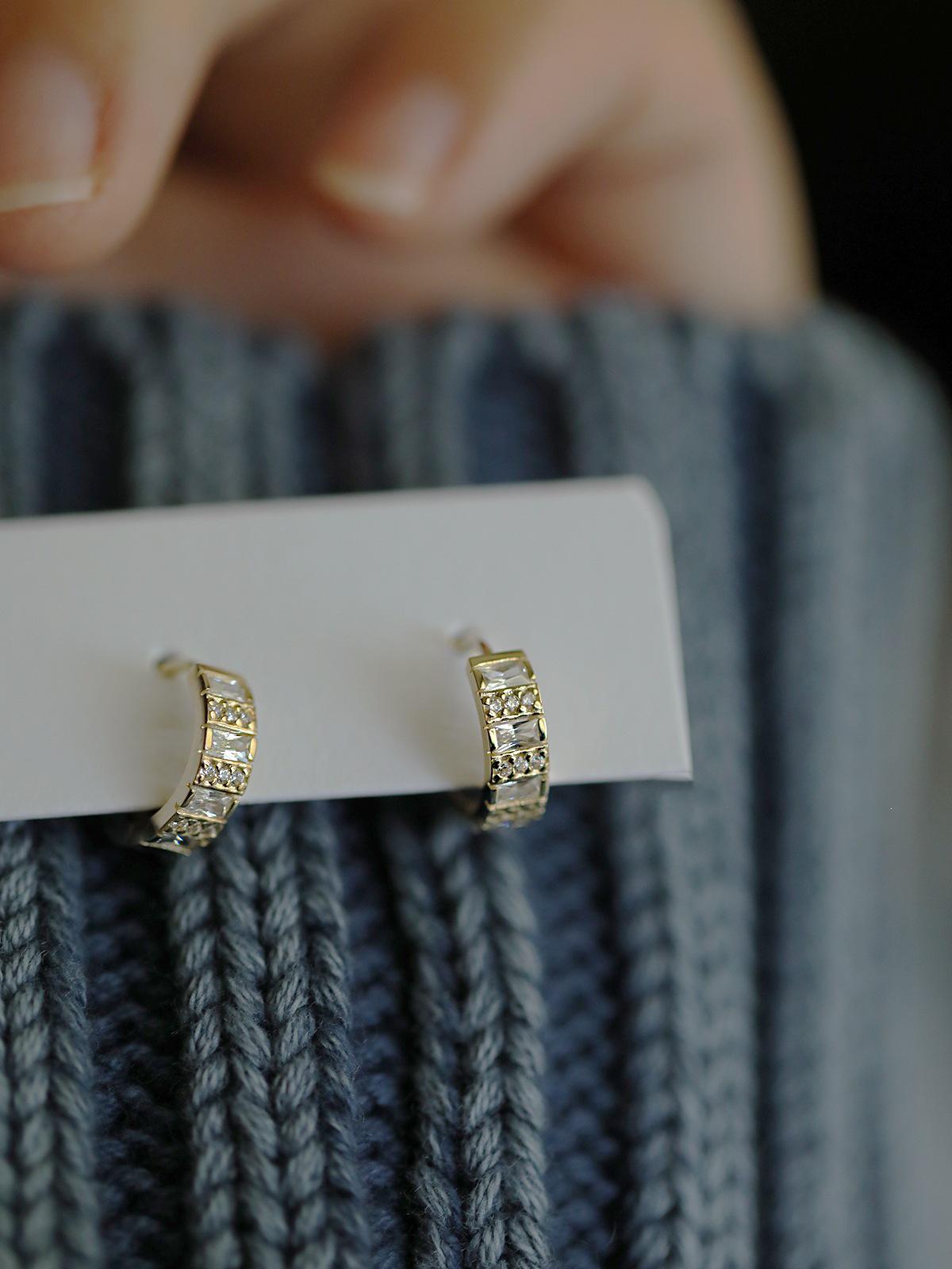 Exquisite S925 Sterling Silver Stud Earrings: 14K Gold Plated French-Style Hoops Gold Pair