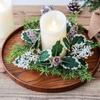 1ks Elegantní aranžmá Ornament Bytový dekor Berry Svícen Simulace věnce Borovice Šiška Vánoce