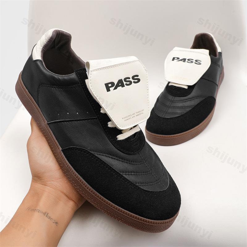 Fashion 2024 Autumn New Niche Design Low Top Casual Sports Shoes for Coupls' Fashion Trend Versatile Comfortable Non Slip Flat Sneakers
