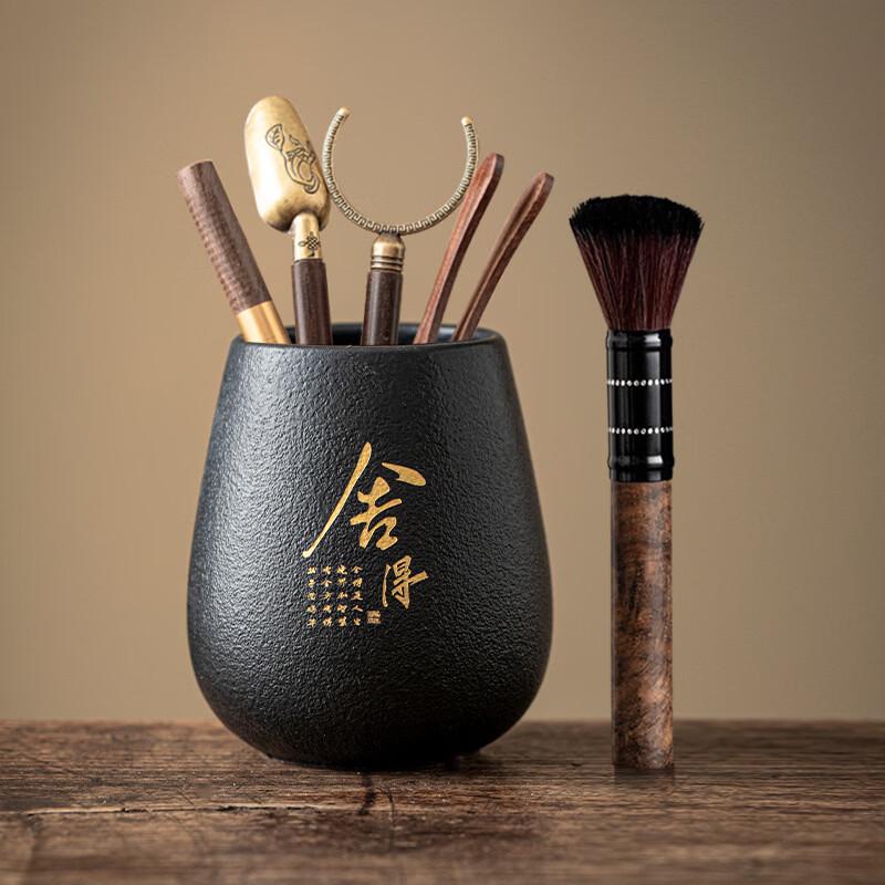 Набор  Шесть Джентльменов  для чайной церемонии из черной глины