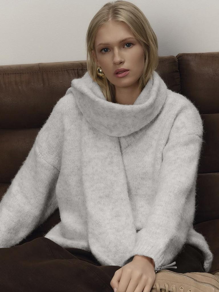 Women's Fall Winter Wool Sweater Set Loose Cozy Knit Top with Scarf, Cream White