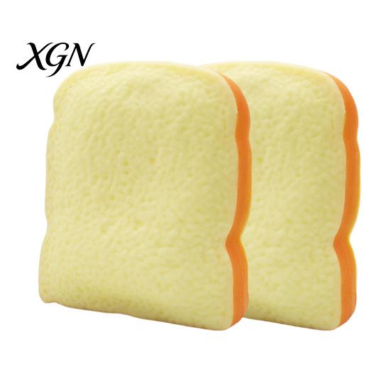 Portable Stress Toy 1/2Pcs Simulated Toast Relief Toy, Sliced Bread Squeeze Sensory Soft Stretchy Fake Food Fidget for Kids Teens Adults Desk