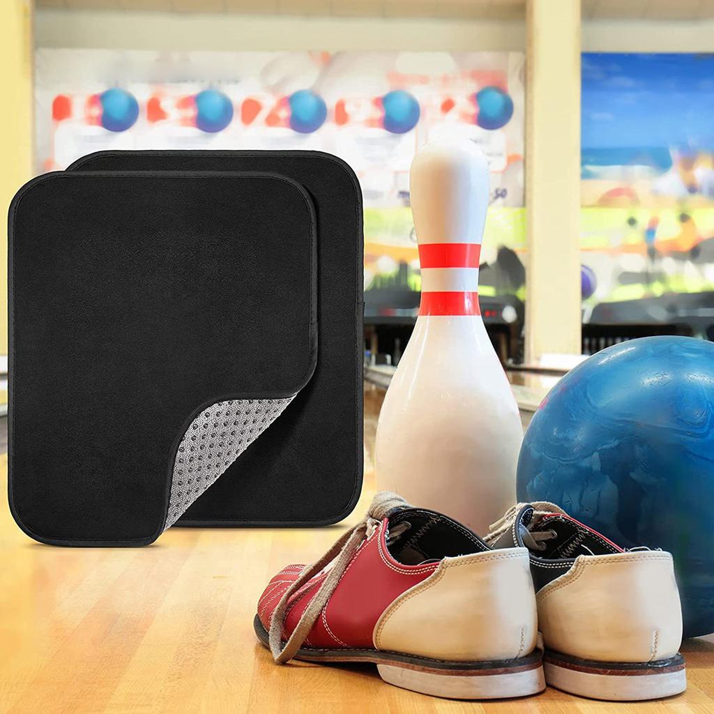 2Pcs Bowling Towel 10x8inch Microfiber Bowling Cleaner Towel with Grips Dots Non-Slip Bowling Shammy Pad