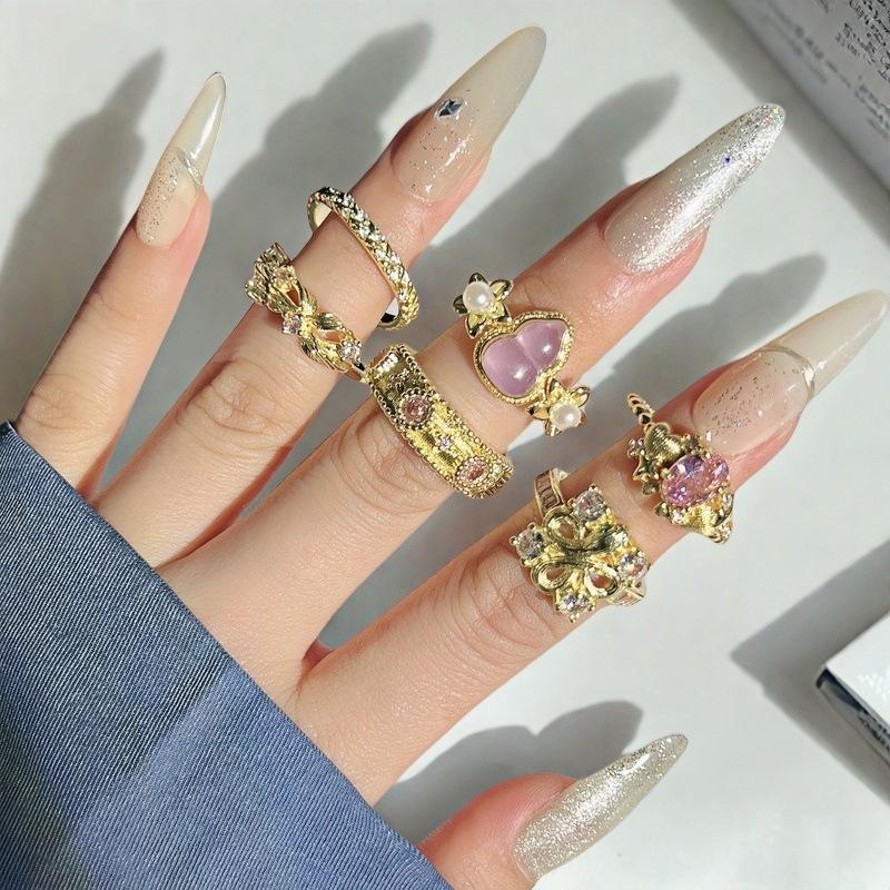 Medieval Bauhinia Flower Gourd Open Ring Women'S Light Luxury Niche Exquisite Pink Zircon High-End Chain Ring