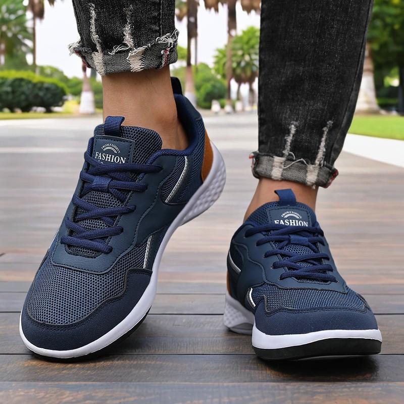 Brand Trend Men's Skateboard Shoes Wear-resistant Thick-soled Fitness Lace Up Sneakers Fashion Flat Trainers Sneakers for Men