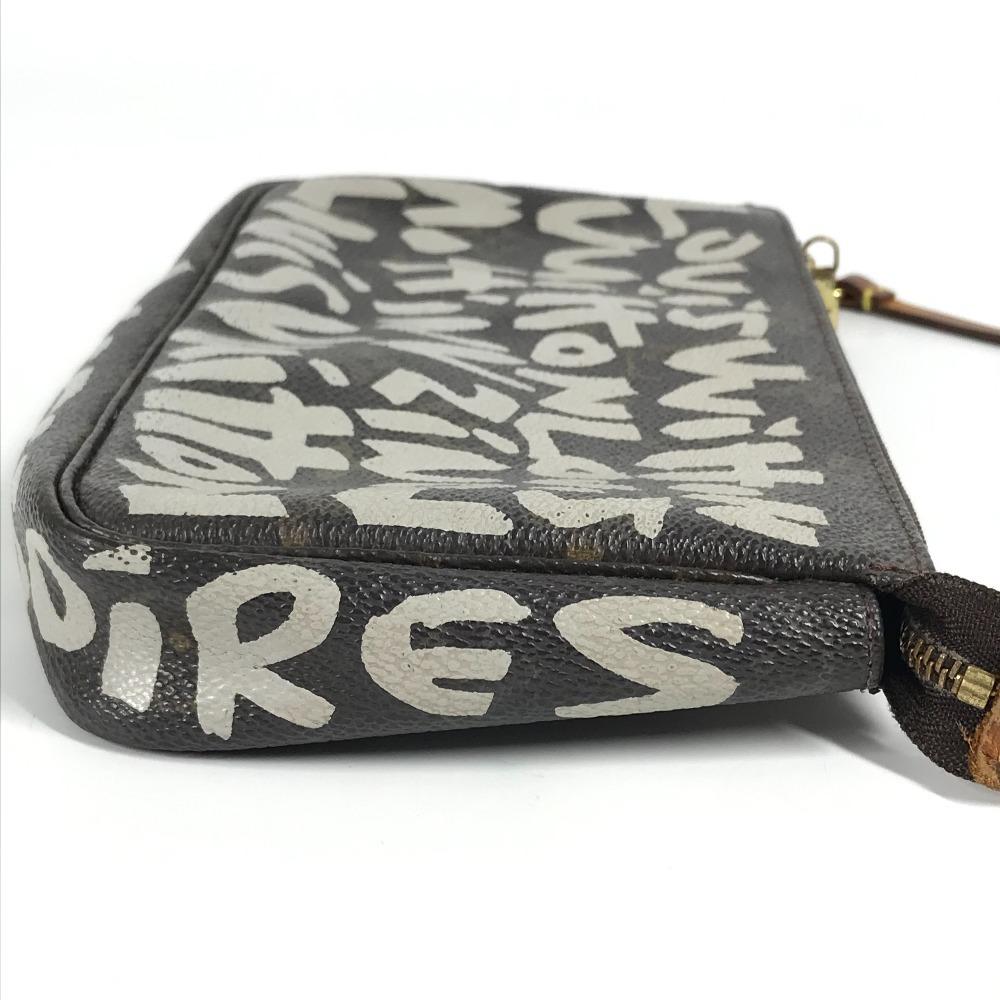 Louis Vuitton M92192 MonogramGraffiti Pochette Accessoires Hand Bag Pouch