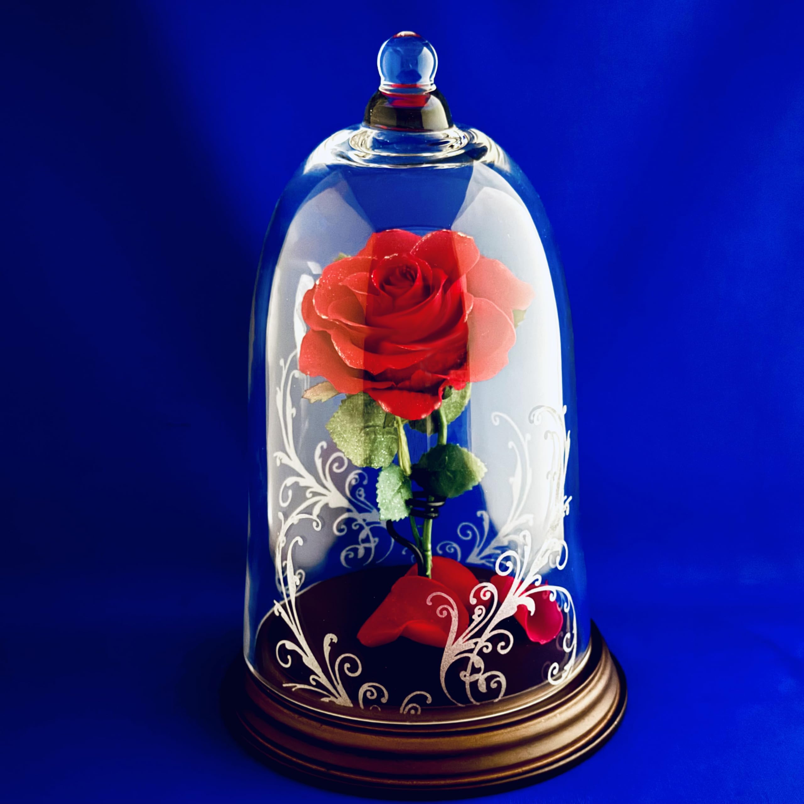 

Сохраненные цветы Красавица и Чудовище Роза Одиночная роза с натуральным бриллиантом Стеклянный купол Диаметр 13см х Высота Предложение Девушка Жена Брак