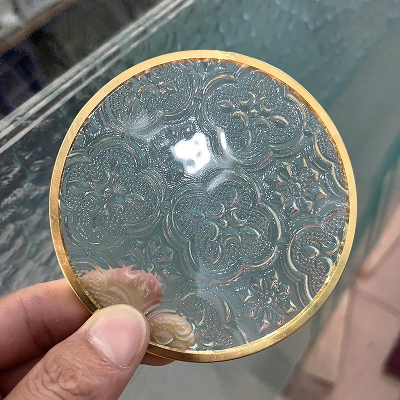 Trendy Embossed Glass Tea Coaster: Creative Transparent Heat-Resistant Tray 10cm Diameter with Gold Rim