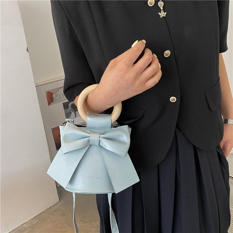 Sweet Bow Tie Designer Mini Shoulder Handbag Leather Bucket Crossbody Bag Women Fashion Luxury Brand Handbag Female Totes Purses