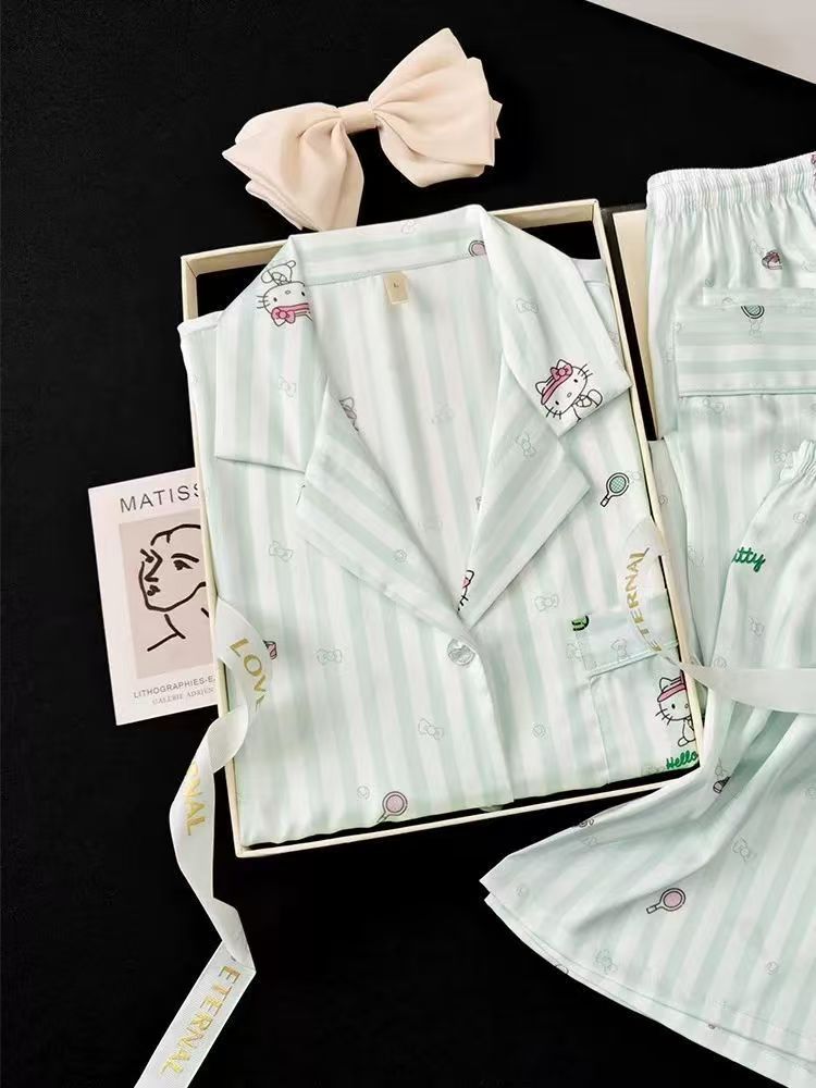 

Small fresh green striped Hello Kitty pajamas women s summer short-sleeved shorts ins wind two-piece set girl loungewear S