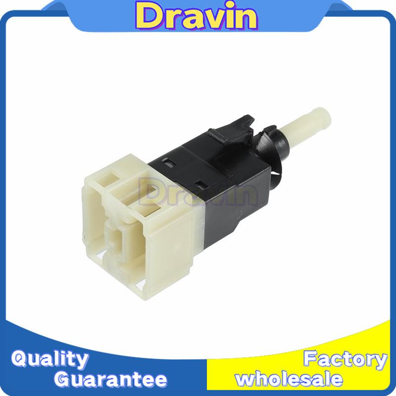 High Quality Car Brake Pedal Light Lamp Switch 0015453109 A0015456409 0015456409 for Mercedes Benz W210 W163 W203 C230 C280 E320