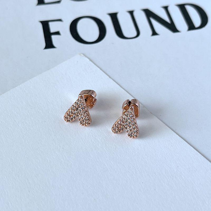 

Minimalist Sweet Heart Zircon Metal Stud Earrings розовый/золотой