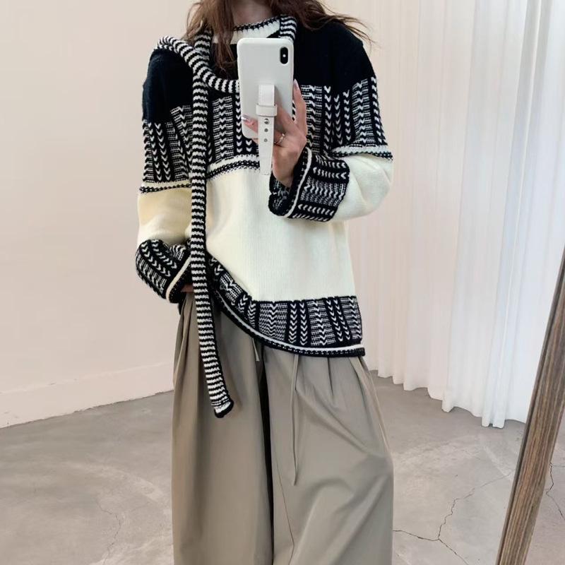 Korean Style High-End Color Block Jacquard Pullover Sweater with Hat for Women – Autumn/Winter Loose Knitwear