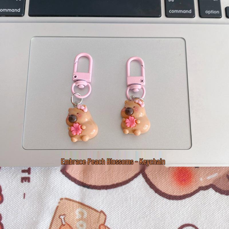 Capybara White Resin Cartoon Keychain - Small Pendant and Bag/Car Accessory