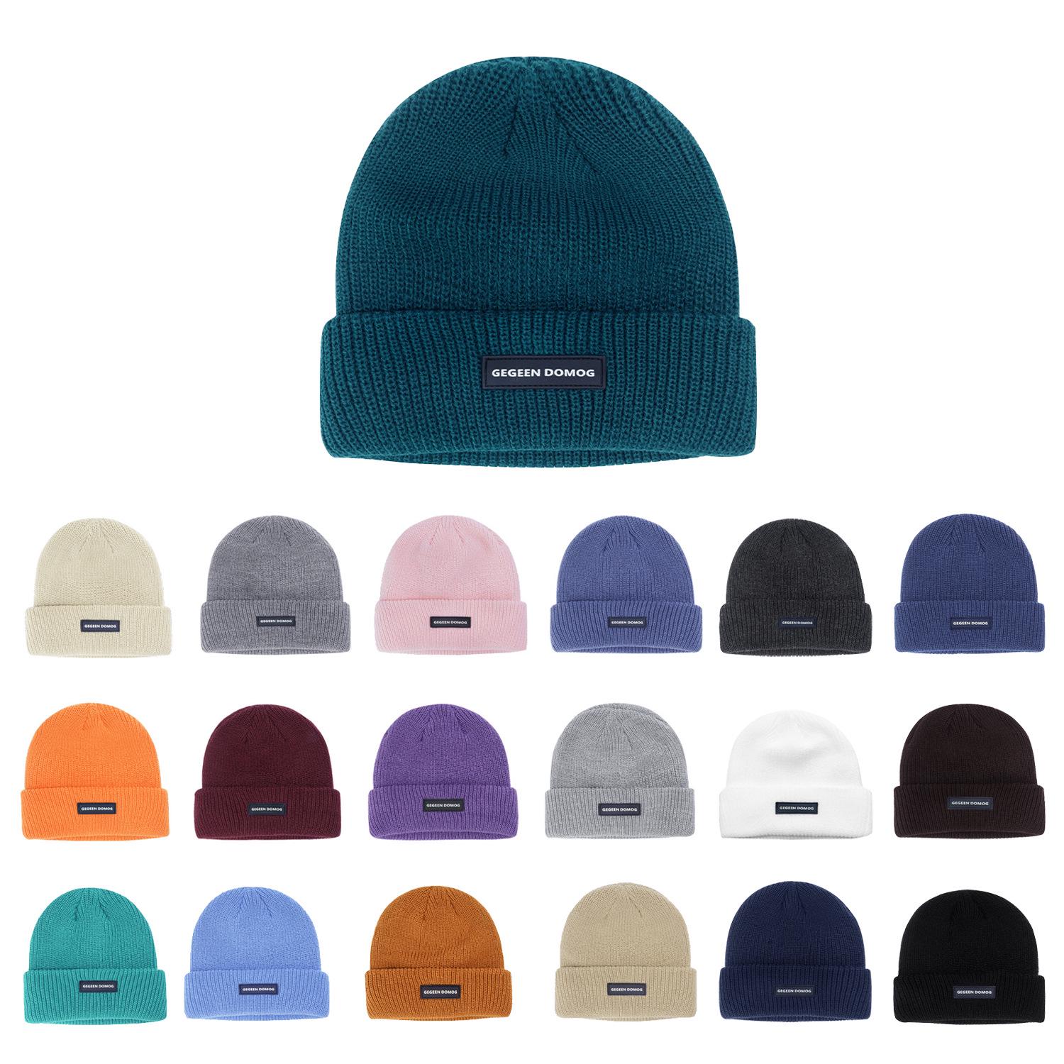 

Unisex Japanese Style Turn-Up Beanie: Warm Knitted Hat for Autumn & Winter Elastic