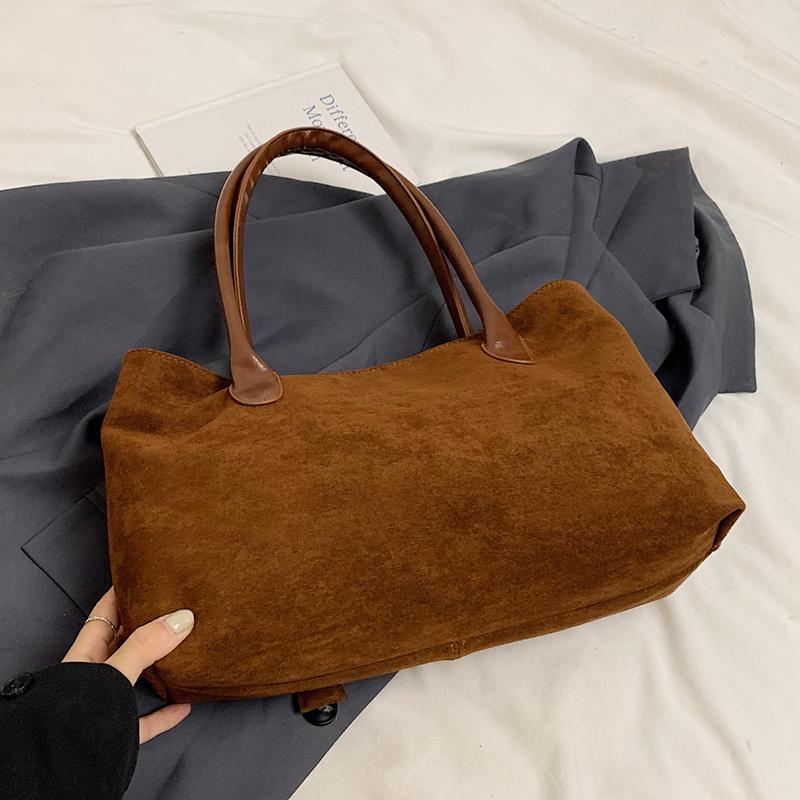 Fashiable retro shoulder bag, large capacity casual handbag, pure color simple texture classic lazy style handbag, suitable fo