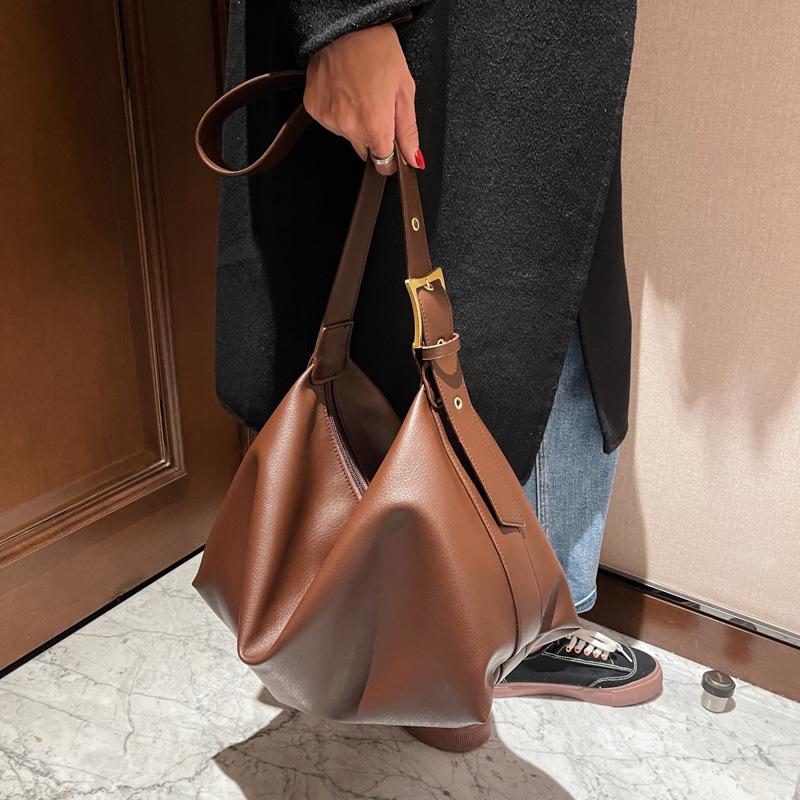 Korean Version of Daily Tote Bag Soft Collapse Minimalist Shoulder Bag 2025 New Bag Women's Large-capacity Versatile Messenger Bag