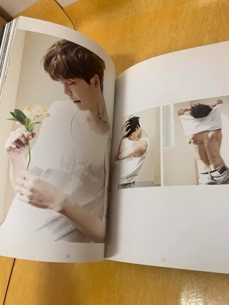 Lee Jong-suk Photobook Used