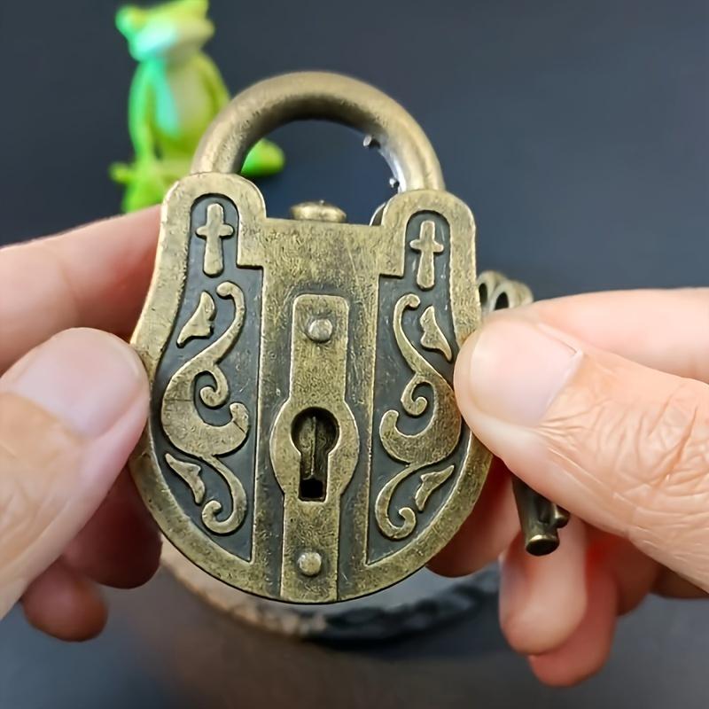 Vintage Alloy Puzzle Lock with Key - Antique Padlock Brain Teaser Magic Trick - Ideal for Christmas, Halloween, Easter, Hanukkah