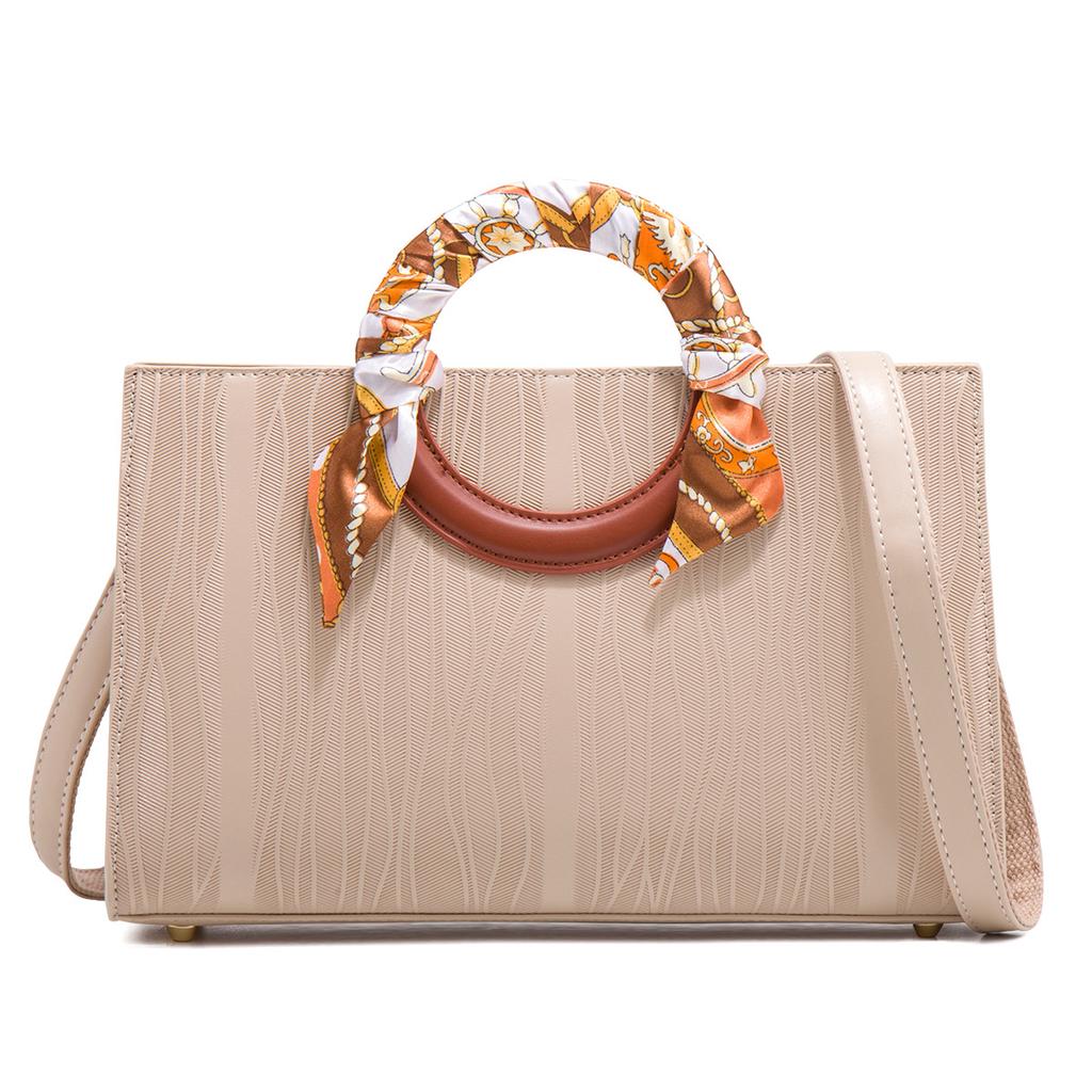 Mom's bag 2024 new fashion niche design large-capacity shoulder handbag bridal bag for women