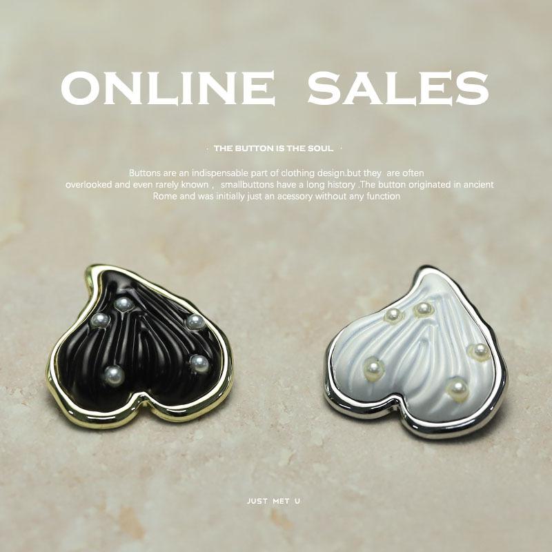 6pcs/Lot Apparel Accessories Clothing Hearts Metal Buttons For Decoration Diy Crafts Supplies Needlework Decorative Sewing Items