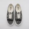 VN000EEUUY6 CDG (COMME des GARCONS) Ein OTW by Vans Authentic Weiß (Herren)