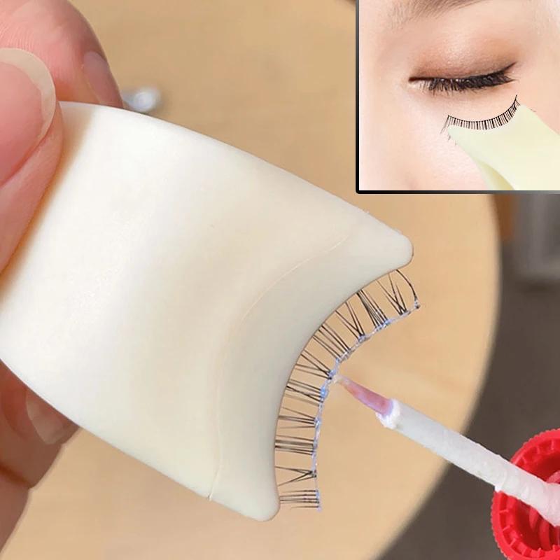 1 Stück Falsche Wimpern Assistent Tragbare Wimpern Applikator Pinzette Augen Make-Up Werkzeuge für Vollstreifen Wimpern und Segmentierte Wimpern