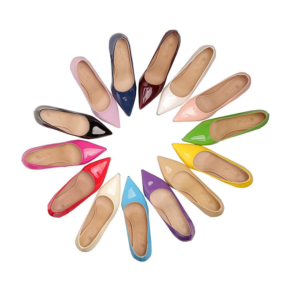 Frühling, Sommer und Herbst spitz zulaufende Stiletto-High Heels Europäischer und amerikanischer Stil Einzelne Schuhe Übergröße Damenschuhe