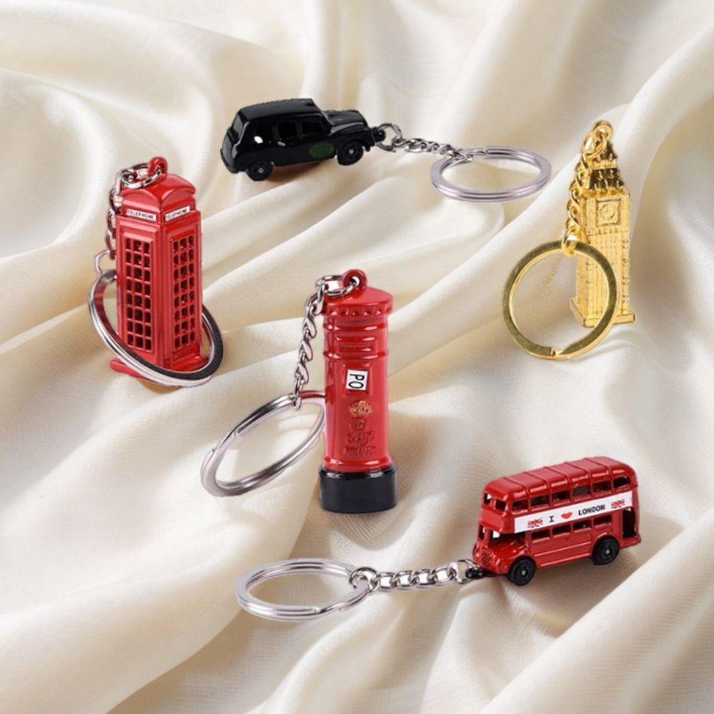 Creative Zinc Alloy England Keychain Bag Accessories O-Shaped Buckle London Keychain Vintage Bus Keyrings Gift Idea