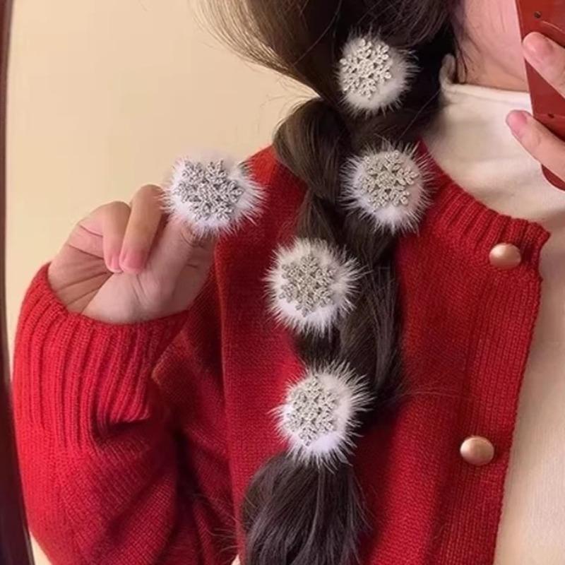 Plush Snowflake Hair Clips Korean High-end Side Hairclips Christmas Atmosphere Accessories Fried Dough Twists Braid Hair Clip