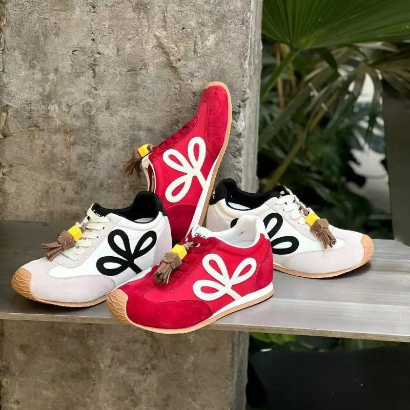 Autumn new retro women's fashion versatile inner height increase comfortable casual shoes