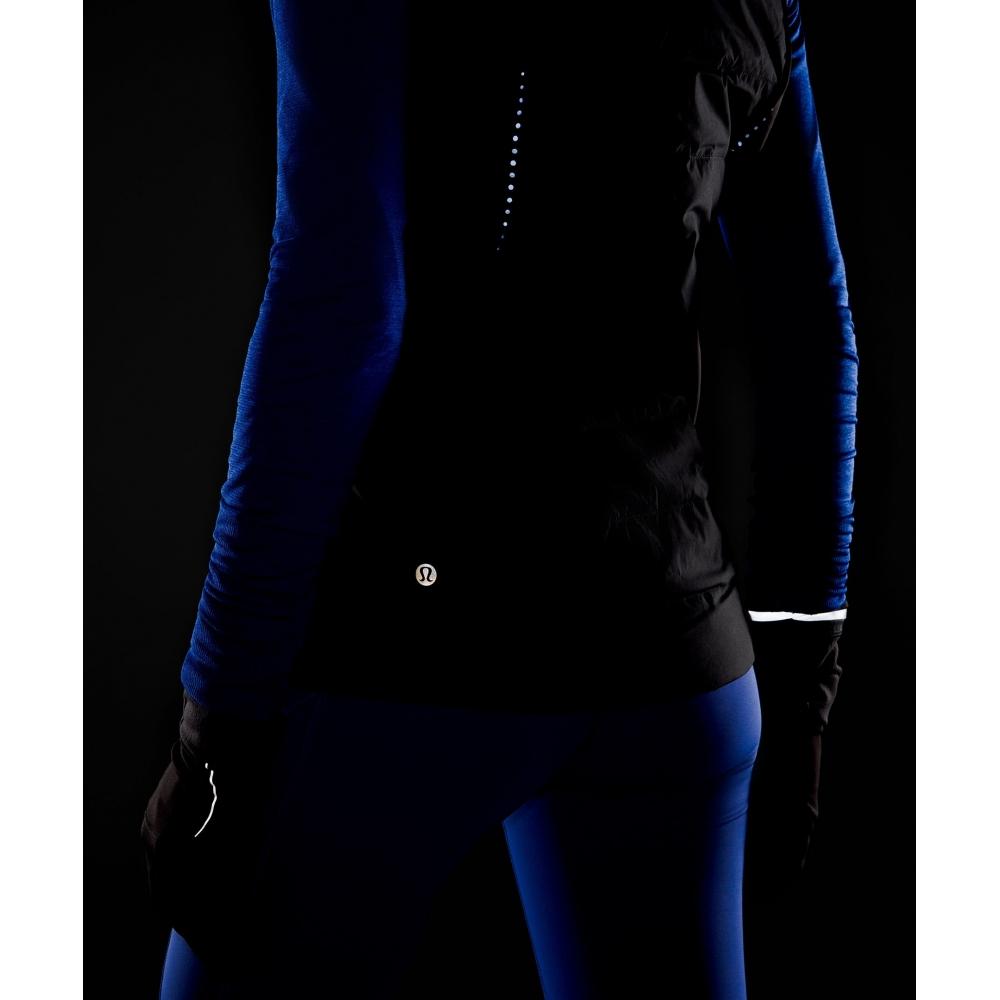 Lululemon Women S Down For It All 700 Fill veSt Black