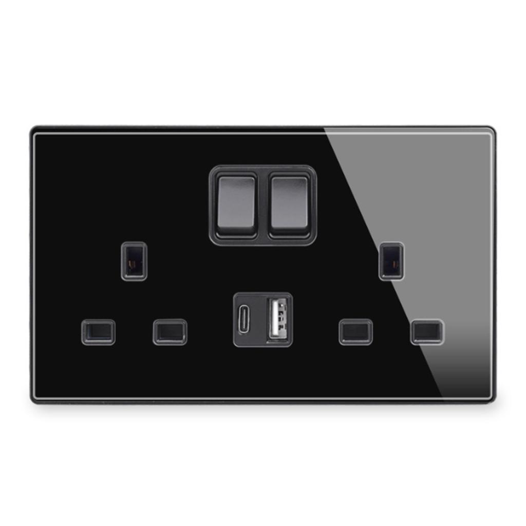 Se 2 nabíjecími porty USB Dual Switch Socket 13 Amp 20W Rychlé nabíjení
