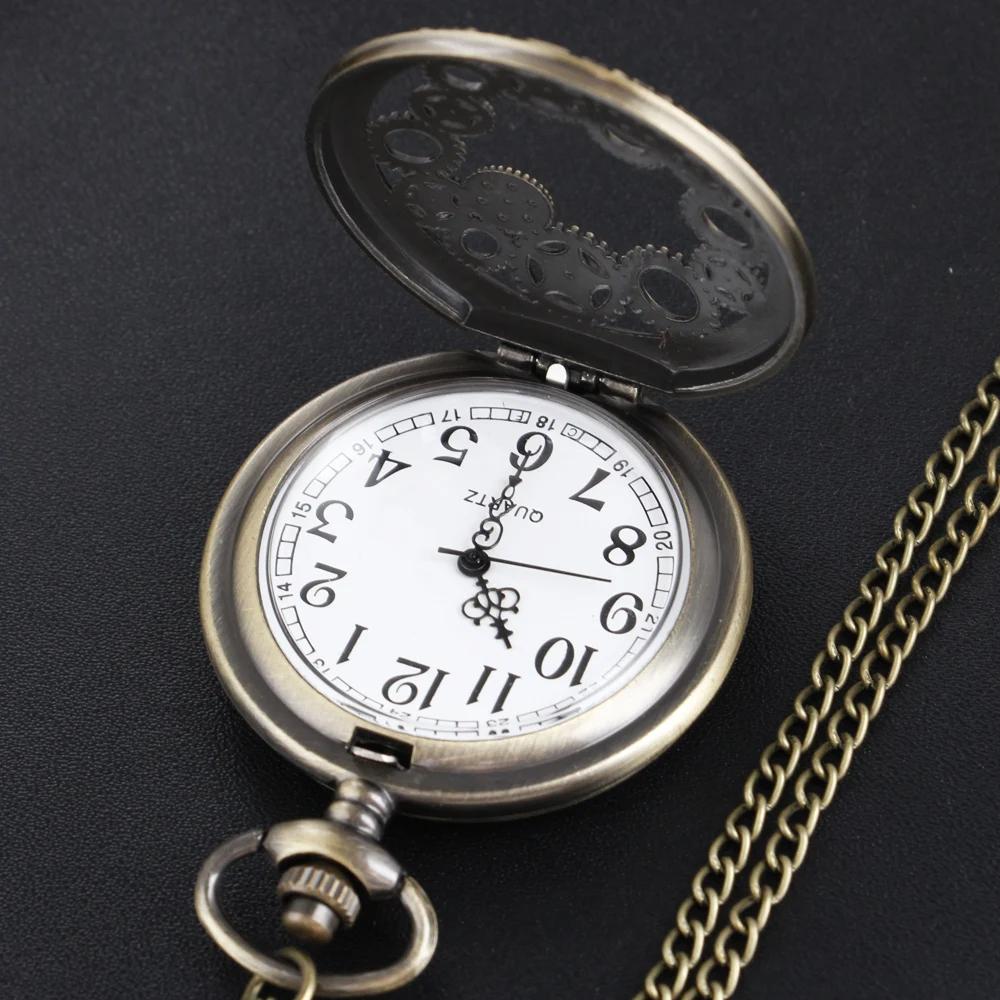 New Fashion Retro Design Hollow Gear Fob Watch Vintage Bronze Pocket Watch Necklace Chain Pendant Quartz Watches Birthday Gifts