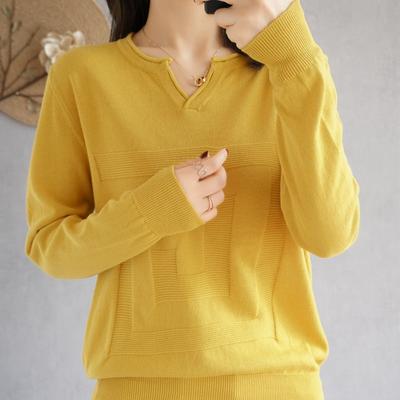 V-neck Cotton Thread Long-sleeved Sweater for Women In Spring and Autumn New Loose Slim Pullover Solid Color Base Shirt Top