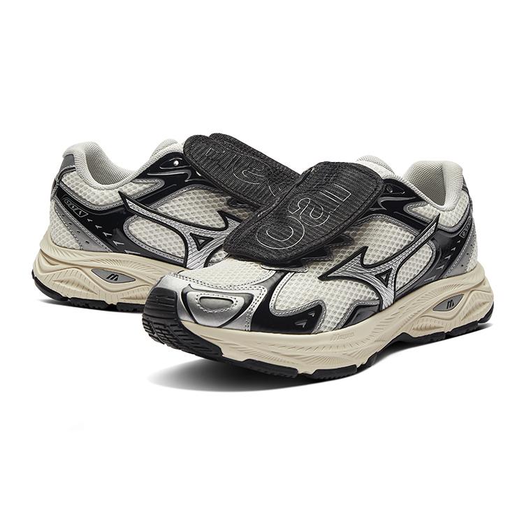 Mizuno Racer S