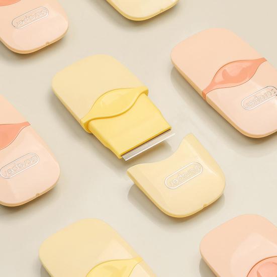 Multi-Functional Cleaning Scraper Retractable Blade Scraper Efficient Dirt Remover Kitchen Gadget for Adhesive Grease Removal