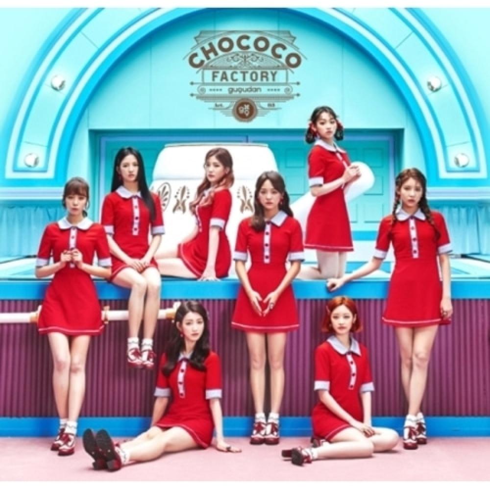 

Перший сингл альбом Gugudan Chococo Factory