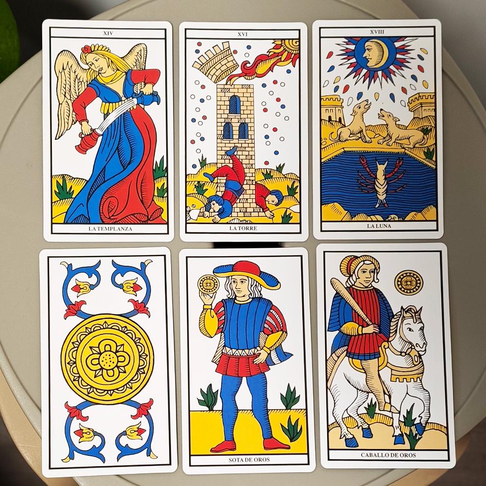 Das Marseille-Tarot(Spanische Ausgabe) 78 Stück Tarotkarten basierend auf dem Marseiller System - 10,3*6cm