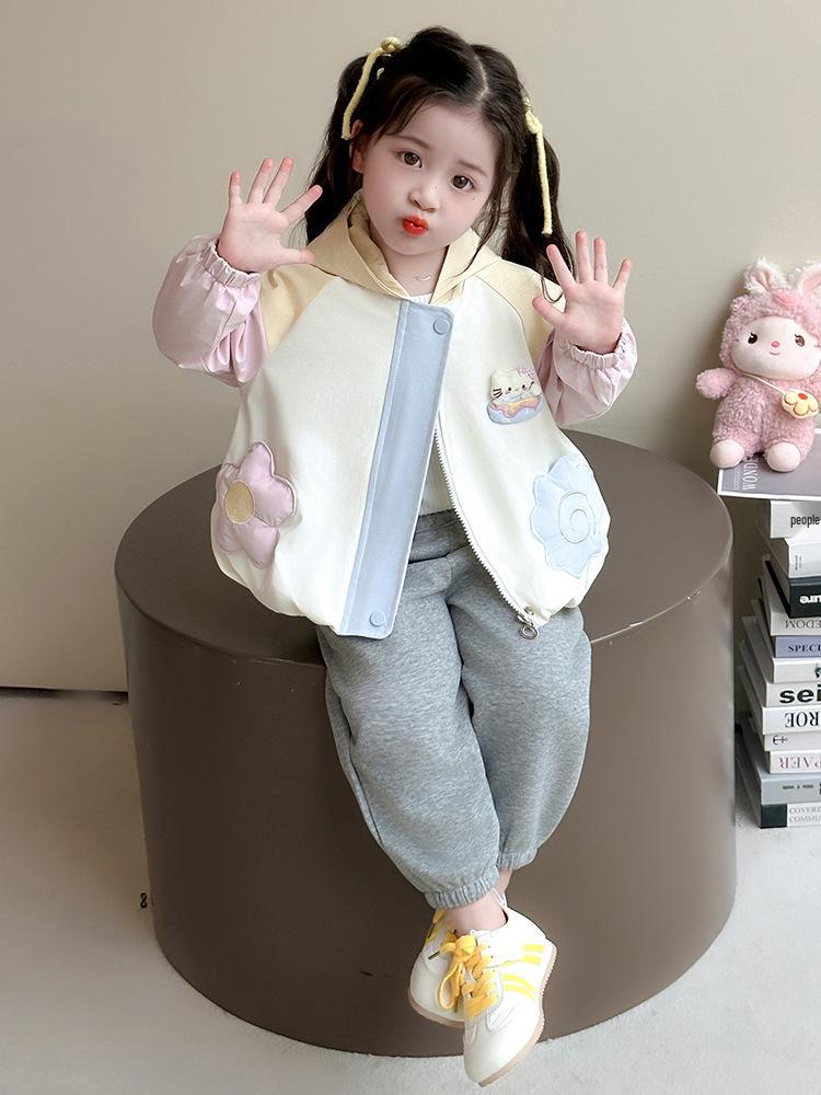 2025 Girls' Hooded Fashion Outerwear: Trendy Macaron Coat for Spring & Autumn