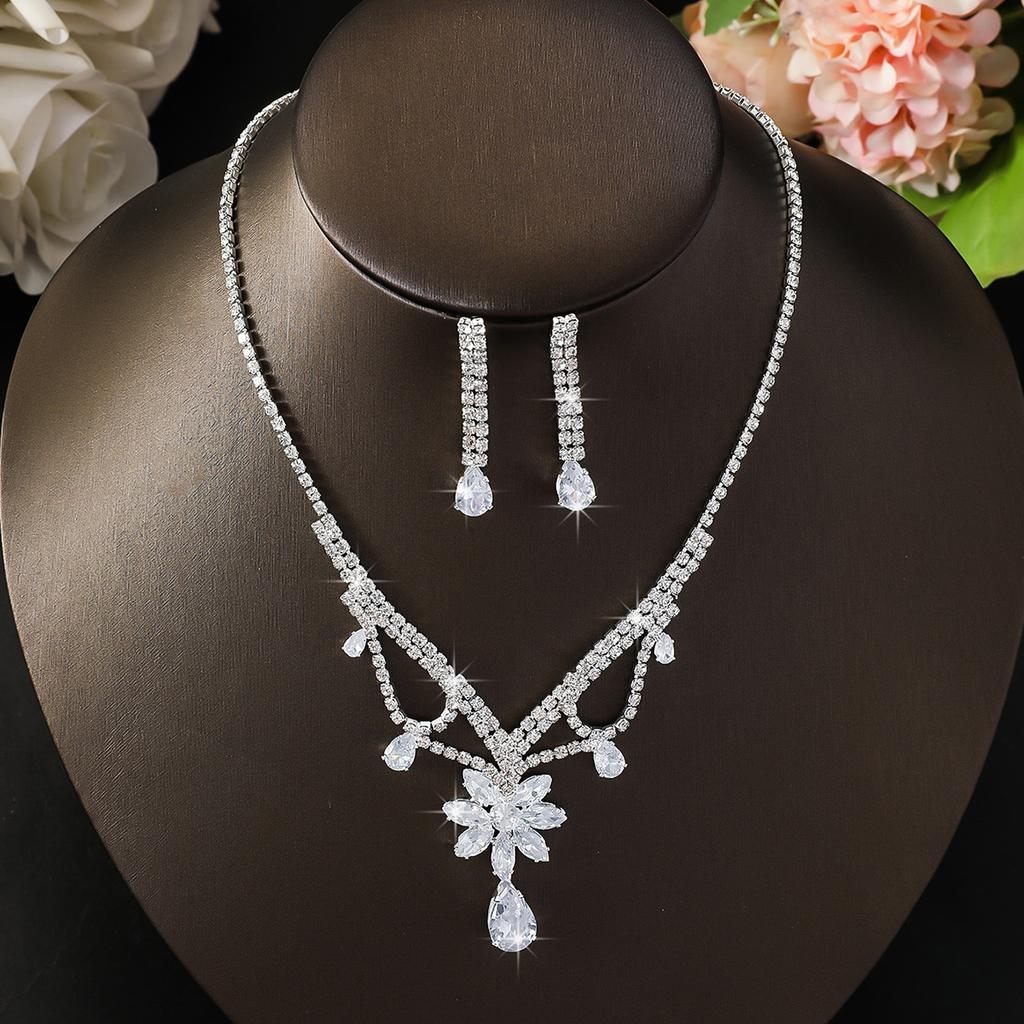 3PC Women's Fashion Water Diamond Flower Drop Necklace Earring Set, Suitable for Wedding and Festival Gifts -8458