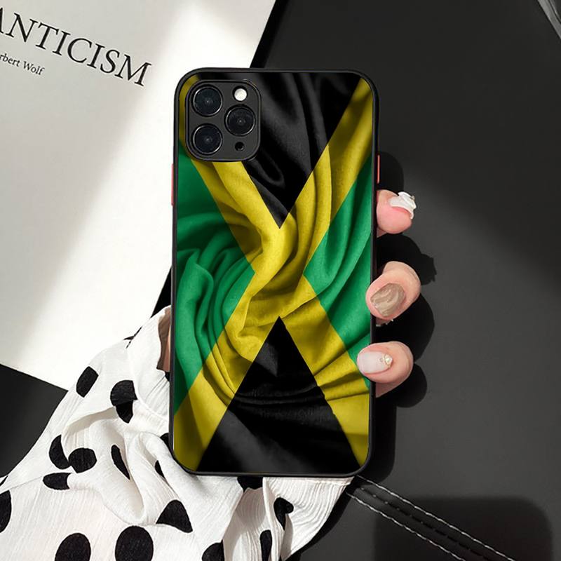FHNBLJ Retro Jamaica National Flag Phone Case for iPhone 11 12 13 mini pro XS MAX 8 7 6 6S Plus X 5S SE 2020 XR case