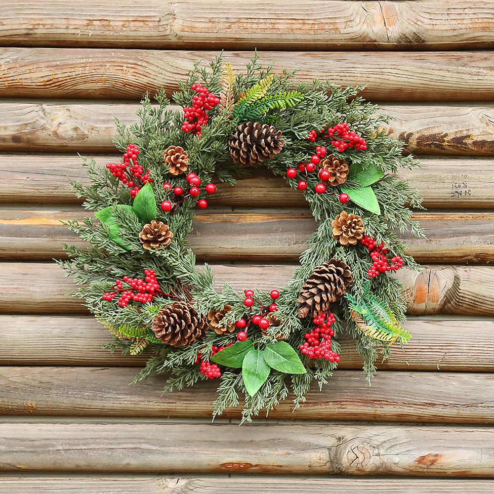 New Christmas Wreath Wreath Oil Pine Red Fruit Home Decoration American Christmas Rattan Pendant